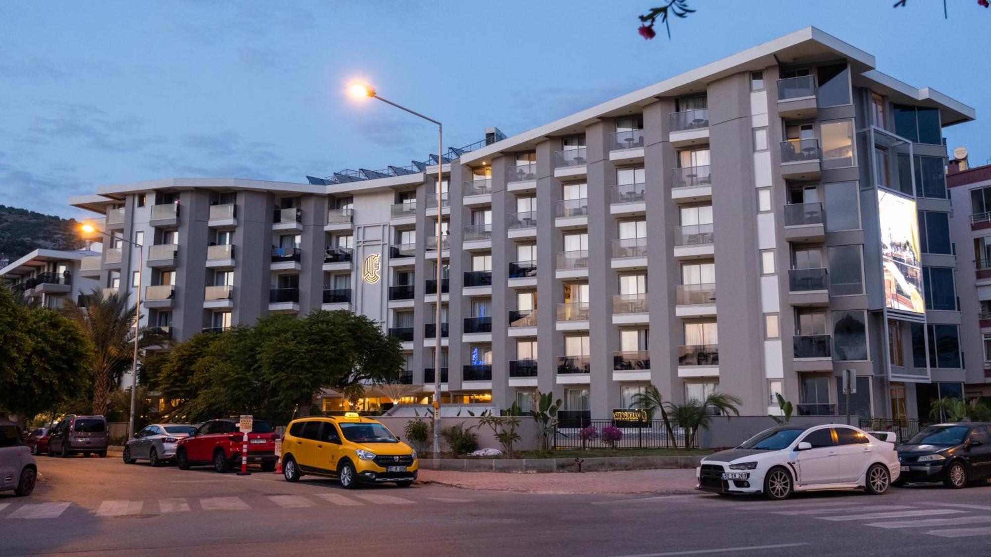 Kleopatra Dreams Hotel
